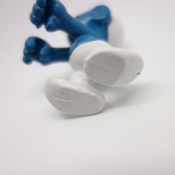 Schtroumpf avec tondeuse - photo