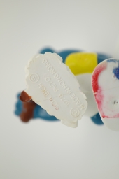 Schtroumpf blessé avec béquille - photo