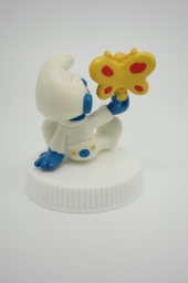 Bébé Schtroumpf avec papillon - photo