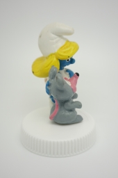 Schtroumpfette avec souris - photo