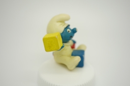 Bébé Schtroumpf avec cubes - photo