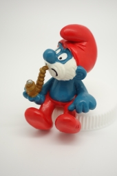 Grand Schtroumpf avec pipe et chaise - photo