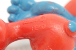 Grand Schtroumpf avec pipe et chaise - photo