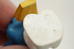 Schtroumpf endormi sur sa pelle (petit) - photo