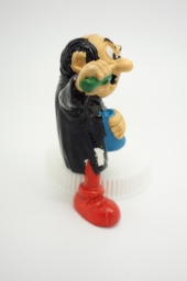 Gargamel avec fioles de laboratoires / verres - photo
