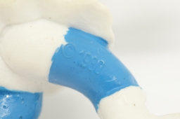 Schtroumpfette avec patins à roulettes - photo