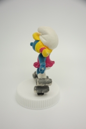 Schtroumpfette avec patins à roulettes - photo