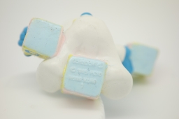 Bébé Schtroumpf avec cubes - photo