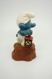 Schtroumpf avec lanterne - photo