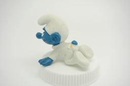 Bébé Schtroumpf avec hochet - photo