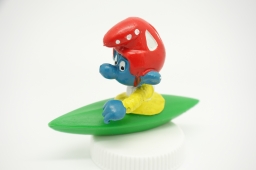 Schtroumpf avec canoë kayak - photo