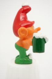 Gnome avec bière - photo