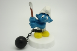 Schtroumpf prisonnier avec pioche - photo