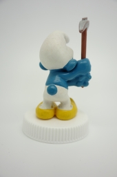 Schtroumpf prisonnier avec pioche - photo