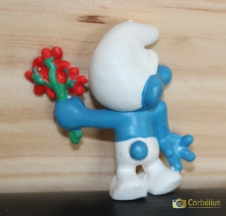 Schtroumpf amoureux avec fleurs - photo