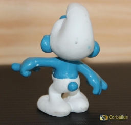 Schtroumpf montrant du doigt - photo