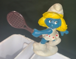 Schtroumpfette joueuse de tennis - photo