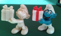 Schtroumpf avec cadeau - photo
