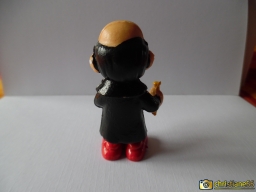 Gargamel avec fioles de laboratoires / verres - photo