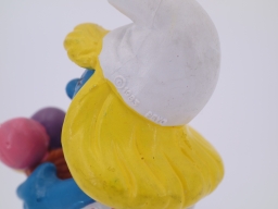 Schtroumpfette avec glace - photo