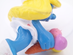 Schtroumpfette avec glace - photo