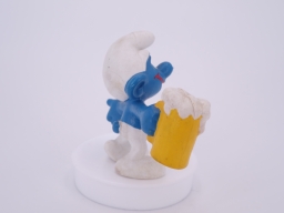 Schtroumpf avec bière - photo