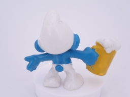 Schtroumpf avec bière - photo