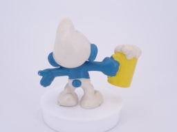 Schtroumpf avec bière - photo