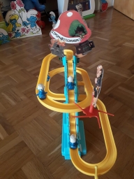 Montagnes russes - photo