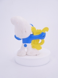 Schtroumpf avec harpe - photo