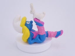 Schtroumpfette aérobic avec lapin - photo