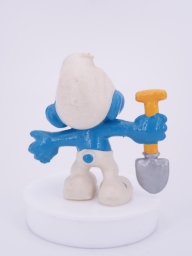 Schtroumpf avec pelle - photo