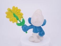 Schtroumpf courtisant avec fleur (rendez-vous) - photo