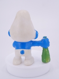 Schtroumpf avec bouteille - photo