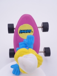 Schtroumpfette skateboard - photo