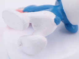 Schtroumpf avec panneau cœur - photo