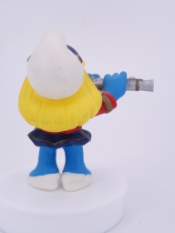 Schtroumpfette à la flûte - photo