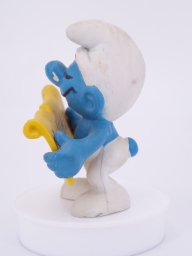 Schtroumpf chanteur avec partition - photo