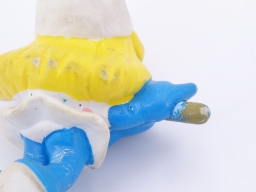 Schtroumpfette avec flûte - photo