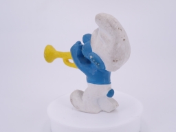 Schtroumpf à la trompette - photo