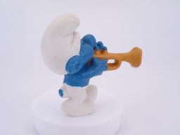 Schtroumpf à la trompette - photo