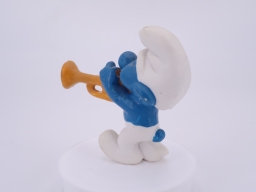 Schtroumpf à la trompette - photo