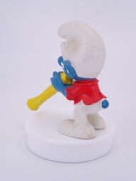 Schtroumpf avec flûte - photo