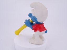 Schtroumpf avec flûte - photo