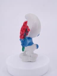 Schtroumpf amoureux avec fleurs - photo