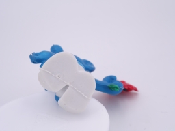 Schtroumpf amoureux avec fleurs - photo