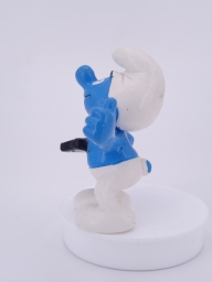 Schtroumpf avec téléphone portable - photo