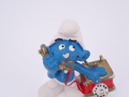 Schtroumpf au téléphone (petit support) - photo