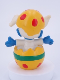 Schtroumpf qui sort d\'un œuf - photo