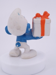 Schtroumpf avec cadeau - photo